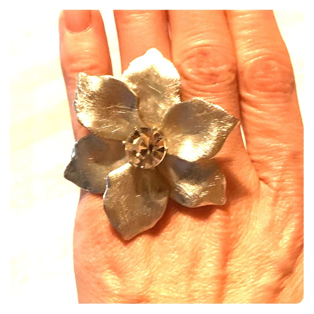 Costume Rhinestone Flower Ring